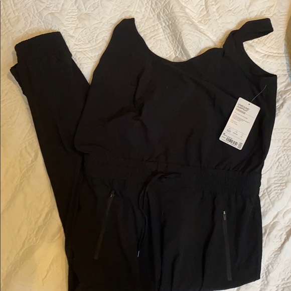 NWT athleta unbound jumpsuit black small medium - Picture 11 of 12